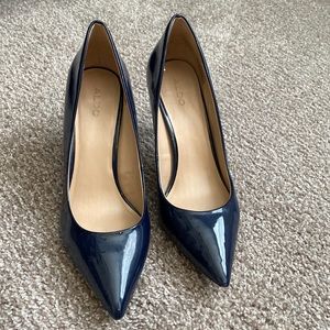 Aldo navy patent leather heels